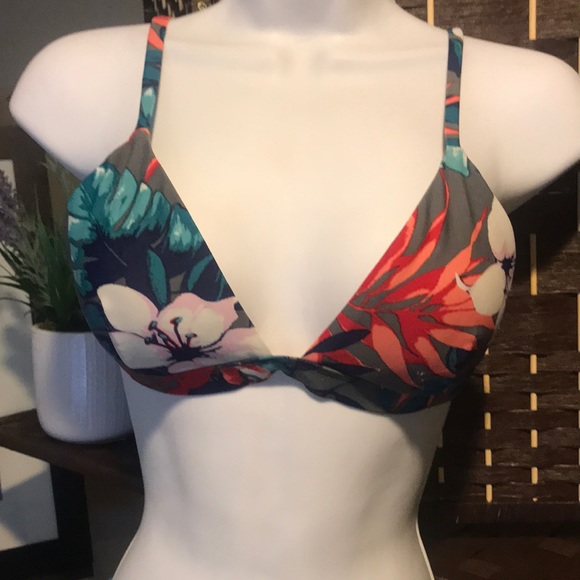 Hollister Women’s Swimsuit Bikini Sz Med 2 piece - Picture 2 of 6